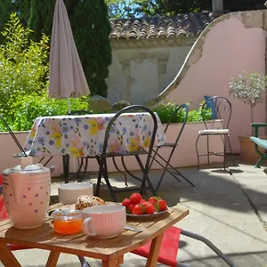 Apartment Le Mas Sivan Sejour Arlesien 2 A 6 Personnes Wifi Climatisation Parking, Arles